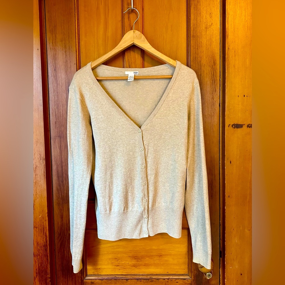 Soft and cozy H&M cardigan